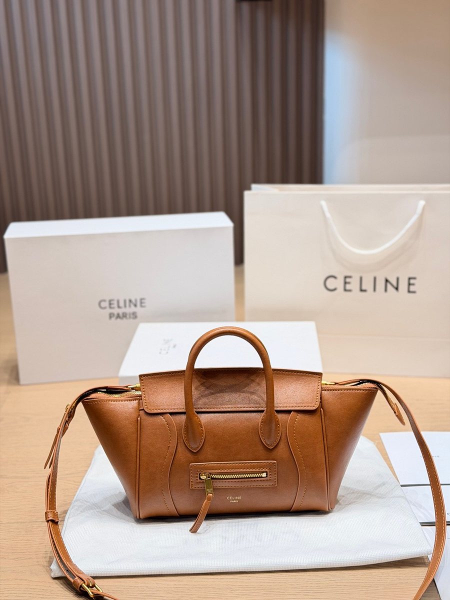 Celine Handbag 072