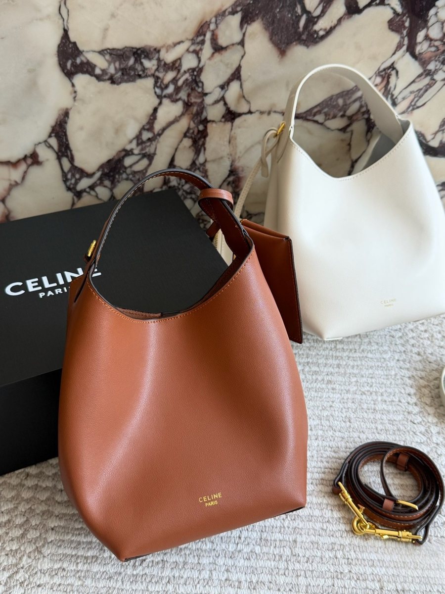Celine Handbag 091