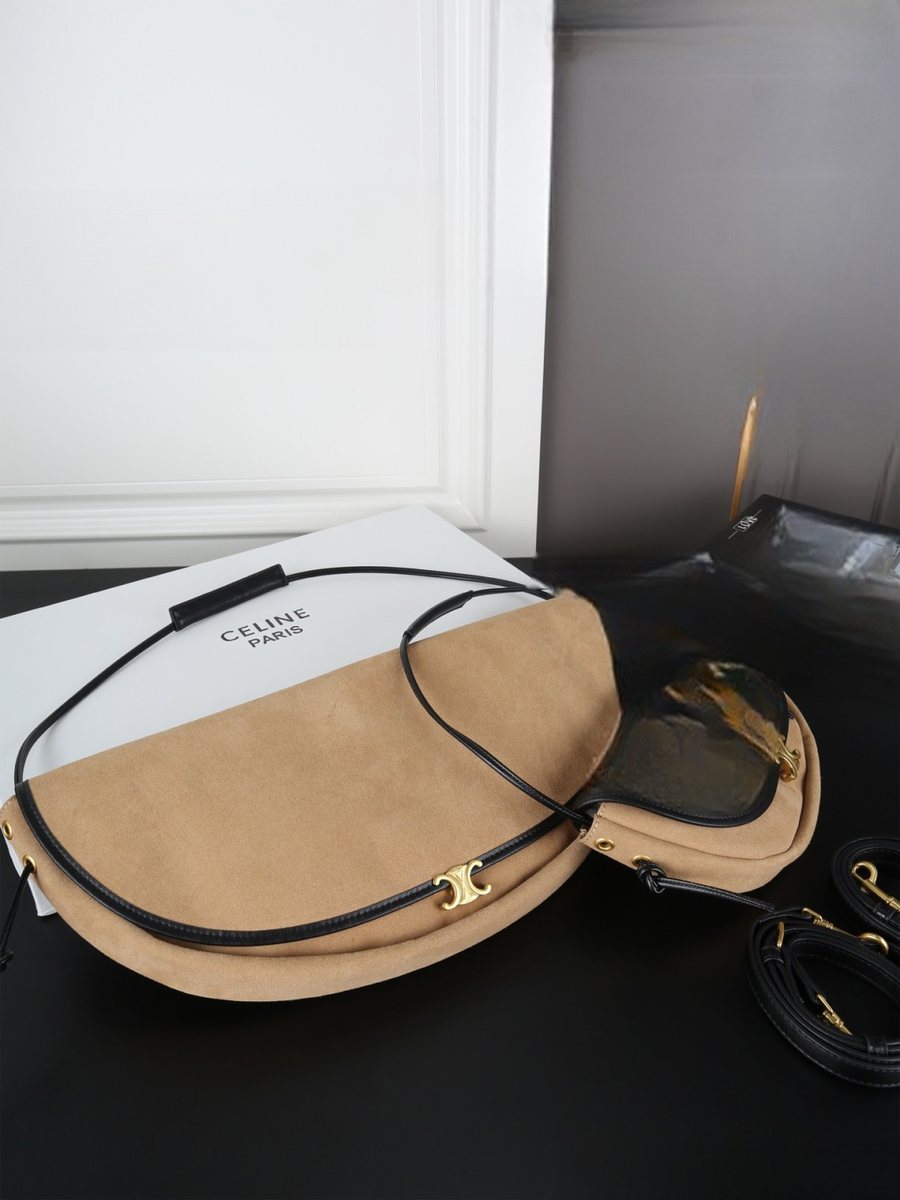 Celine Handbag 102