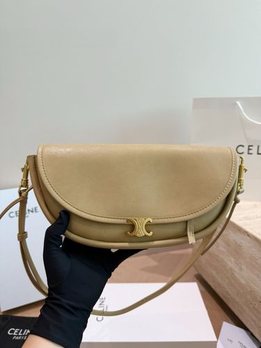 Celine Handbag 152