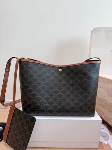 Celine Handbag 211