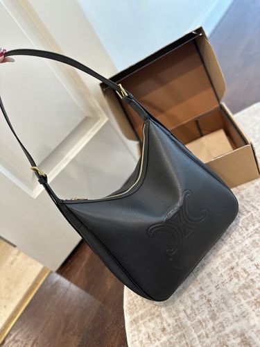 Celine Handbag 262