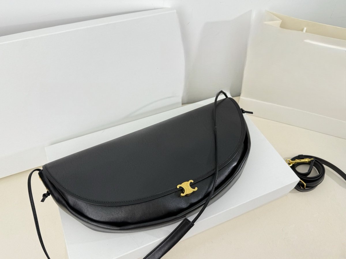 Celine Handbag 265
