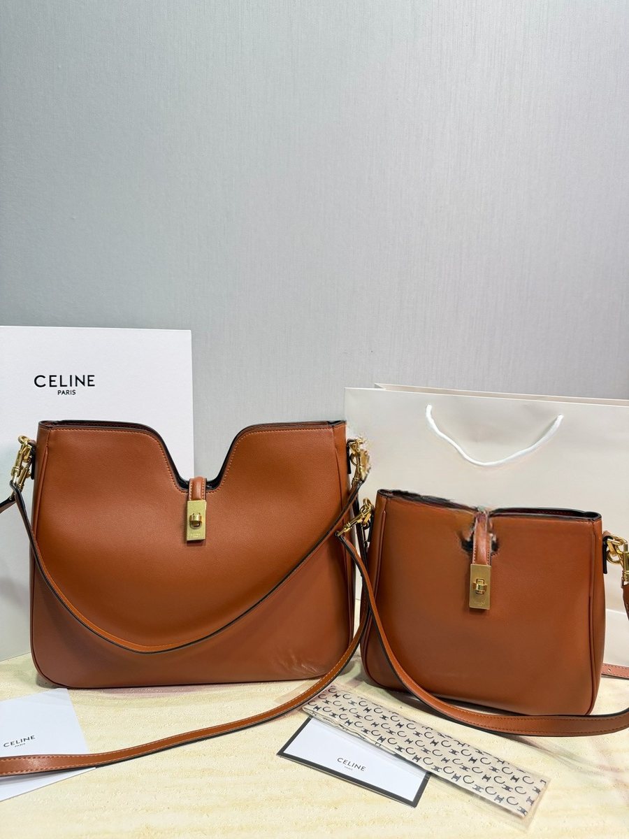 Celine Handbag 275