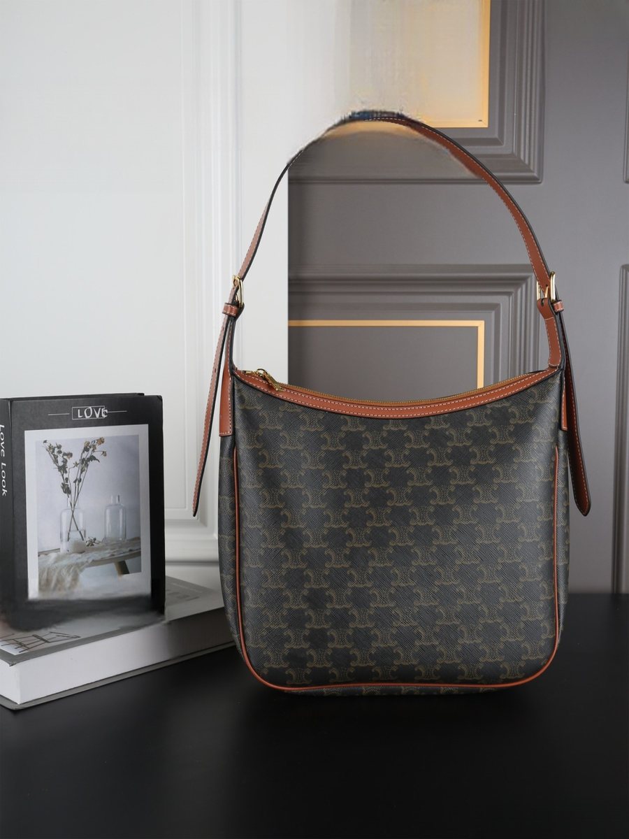 Celine Handbag 279