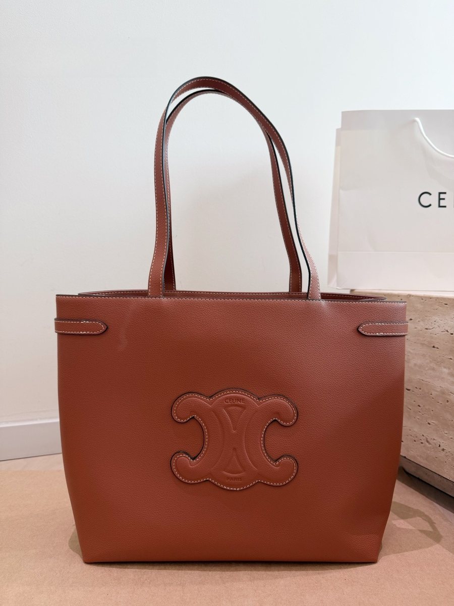 Celine Handbag 328