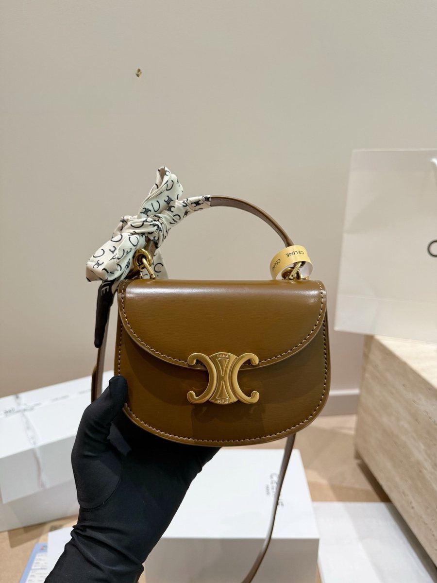 Celine Handbag 359
