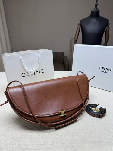 Celine Handbag 370