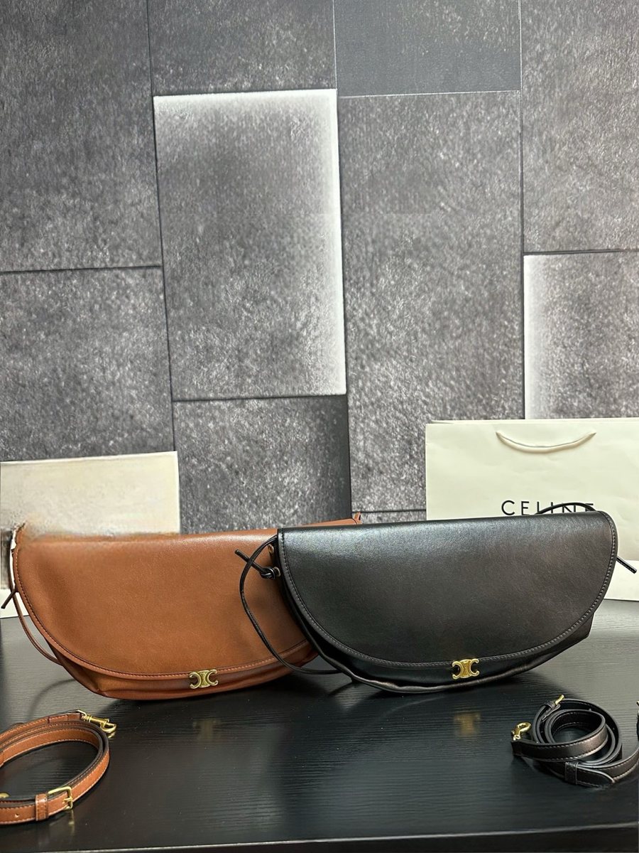 Celine Handbag 378