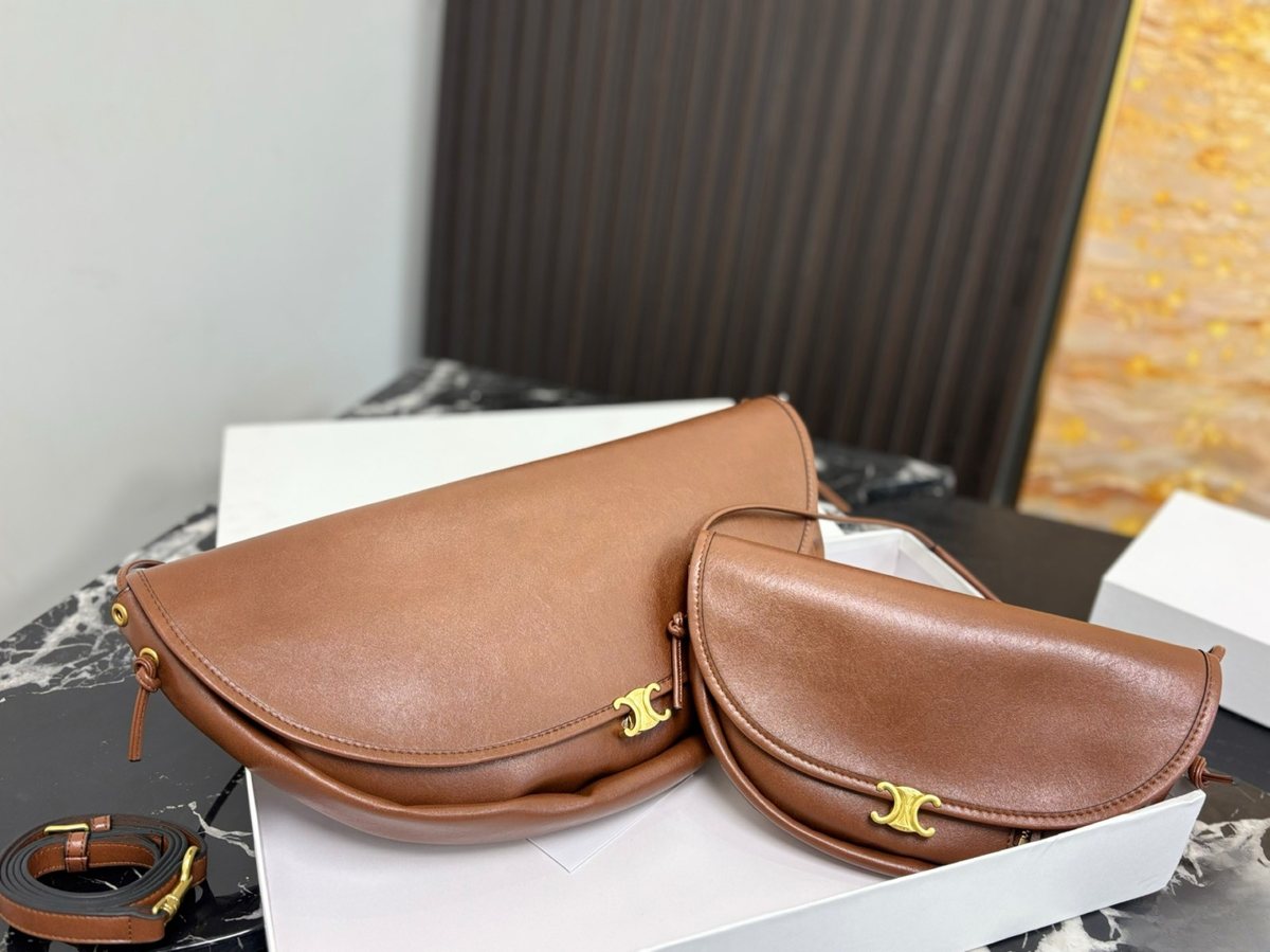 Celine Handbag 390