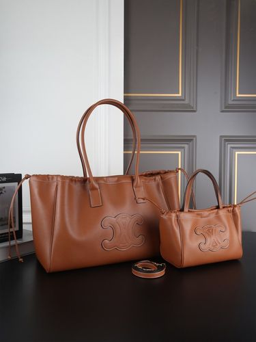 Celine Handbag 472