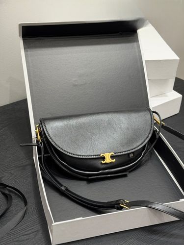 Celine Handbag 511