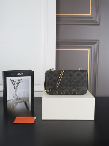 Celine Handbag 524