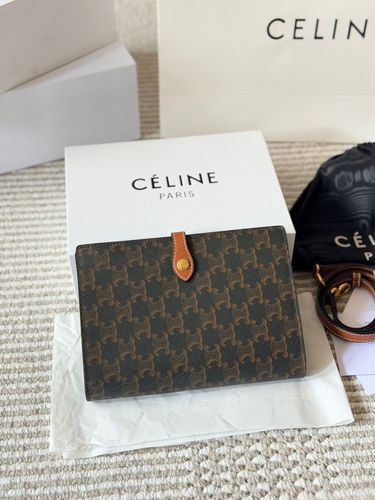 Celine Handbag 546