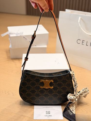 Celine Handbag 578