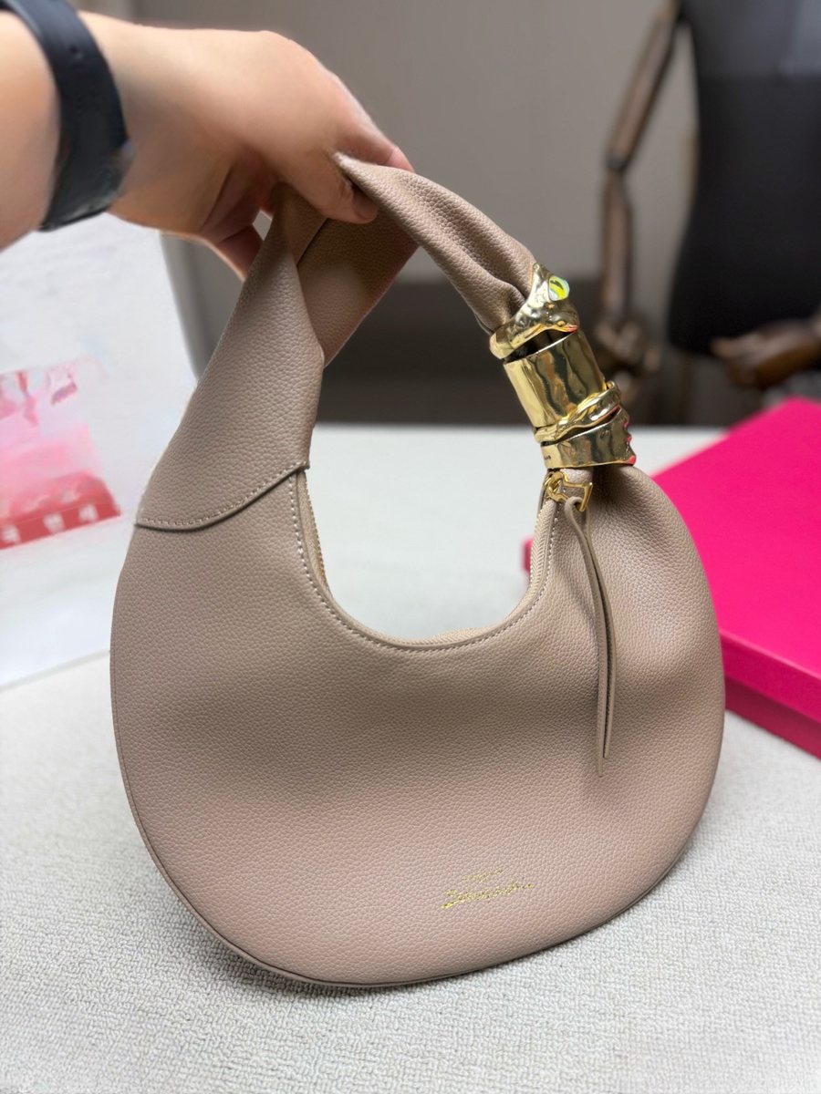 Celine Handbag 580