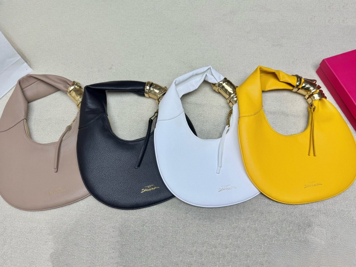 Celine Handbag 581
