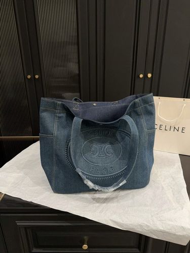 Celine Handbag 594