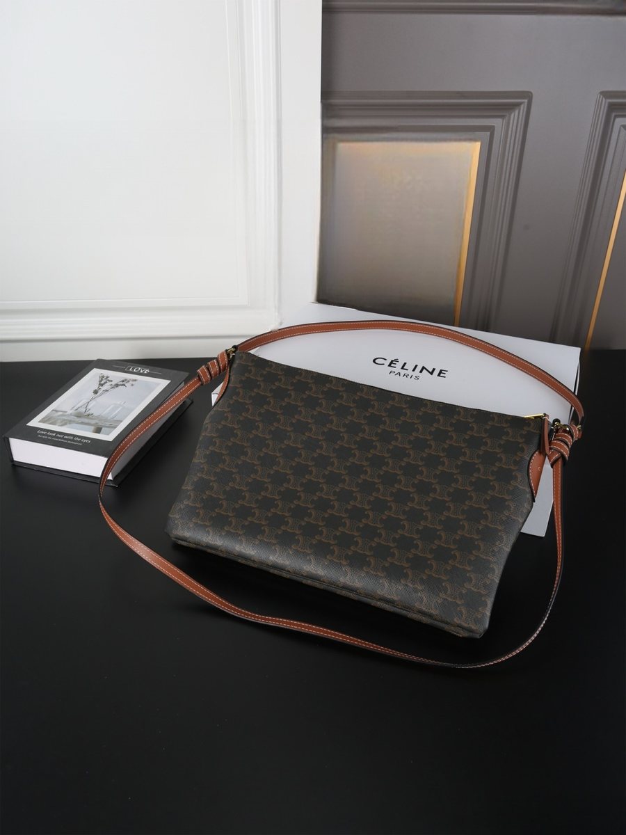 Celine Handbag 601