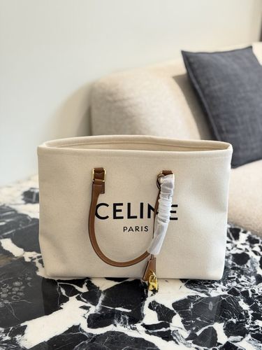 Celine Handbag 616