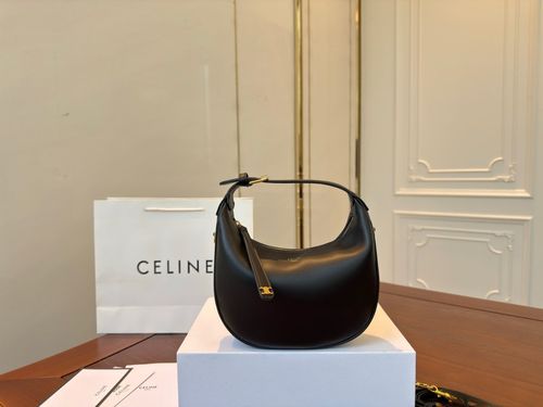 Celine Handbag 621