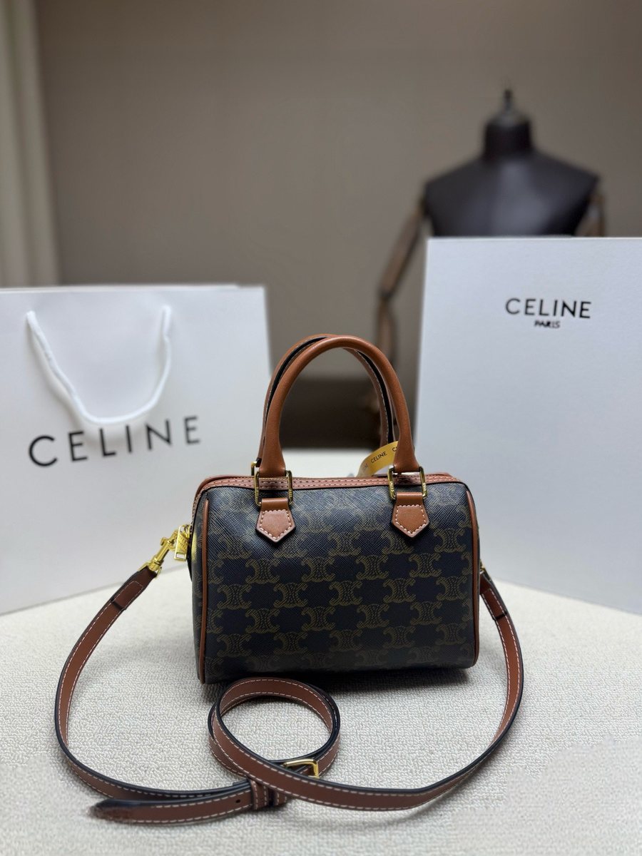 Celine Handbag 627