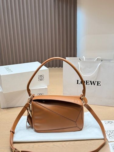Loewe Handbag 007
