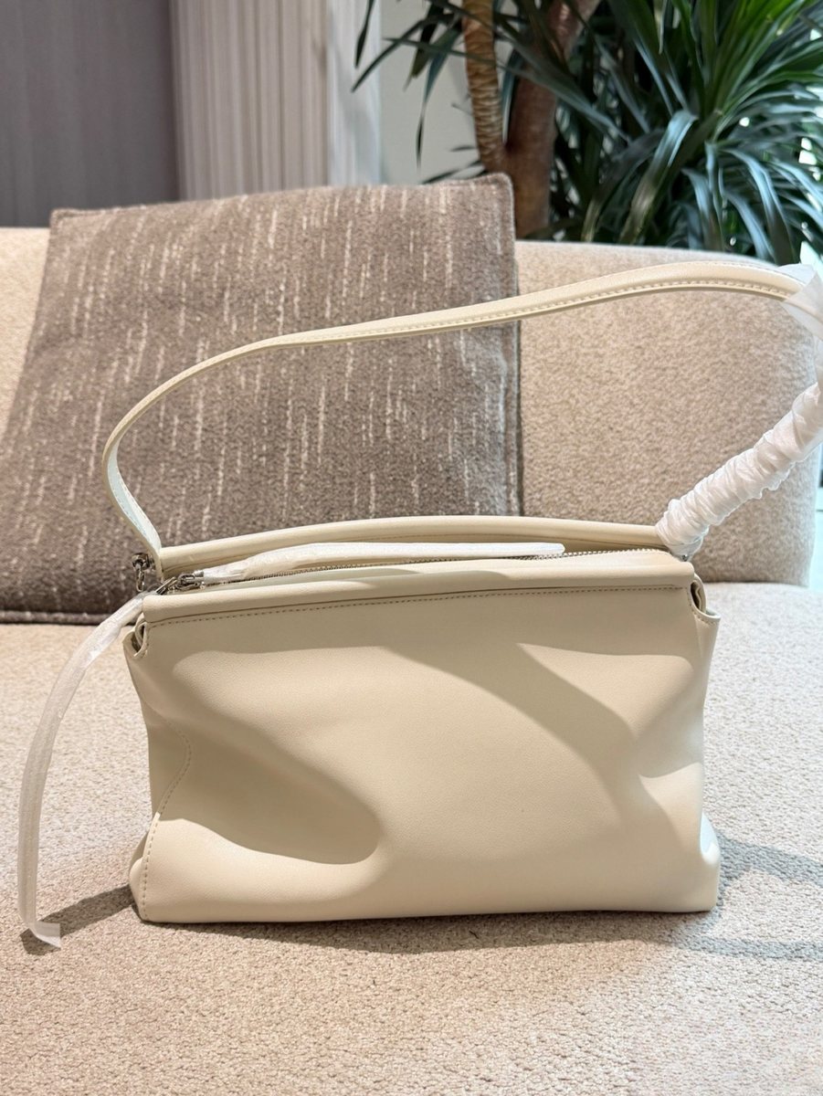 Loewe Handbag 009