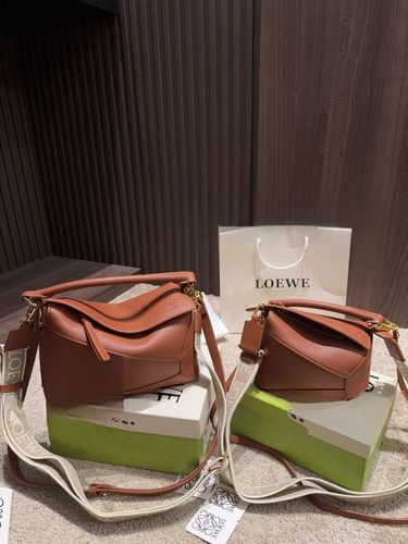 Loewe Handbag 012