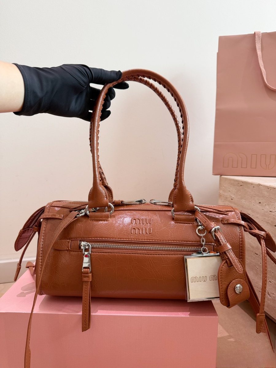 Miu Miu Handbag 001