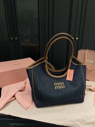 Miu Miu Handbag 025