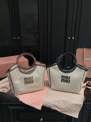 Miu Miu Handbag 046