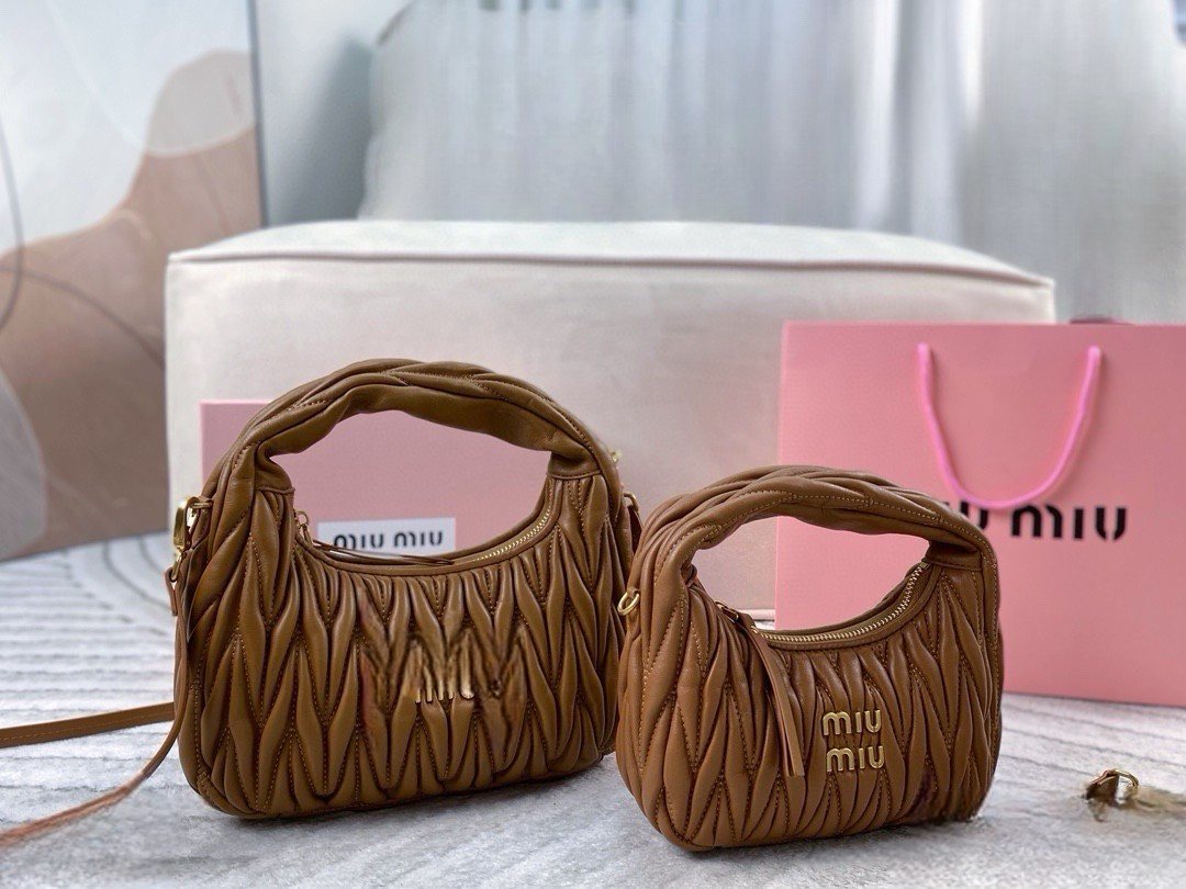 Miu Miu Handbag 068