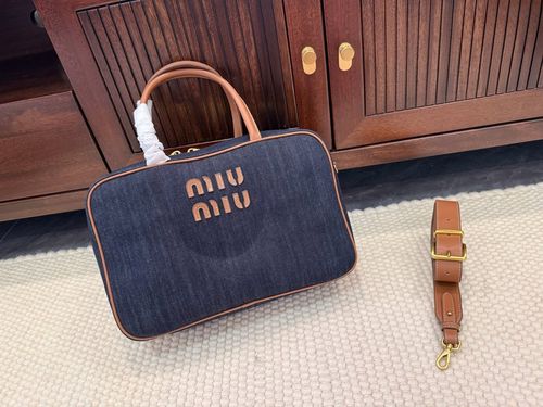 Miu Miu Handbag 133