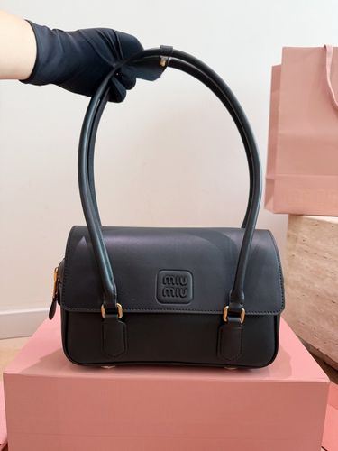 Miu Miu Handbag 135