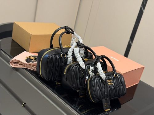 Miu Miu Handbag 136