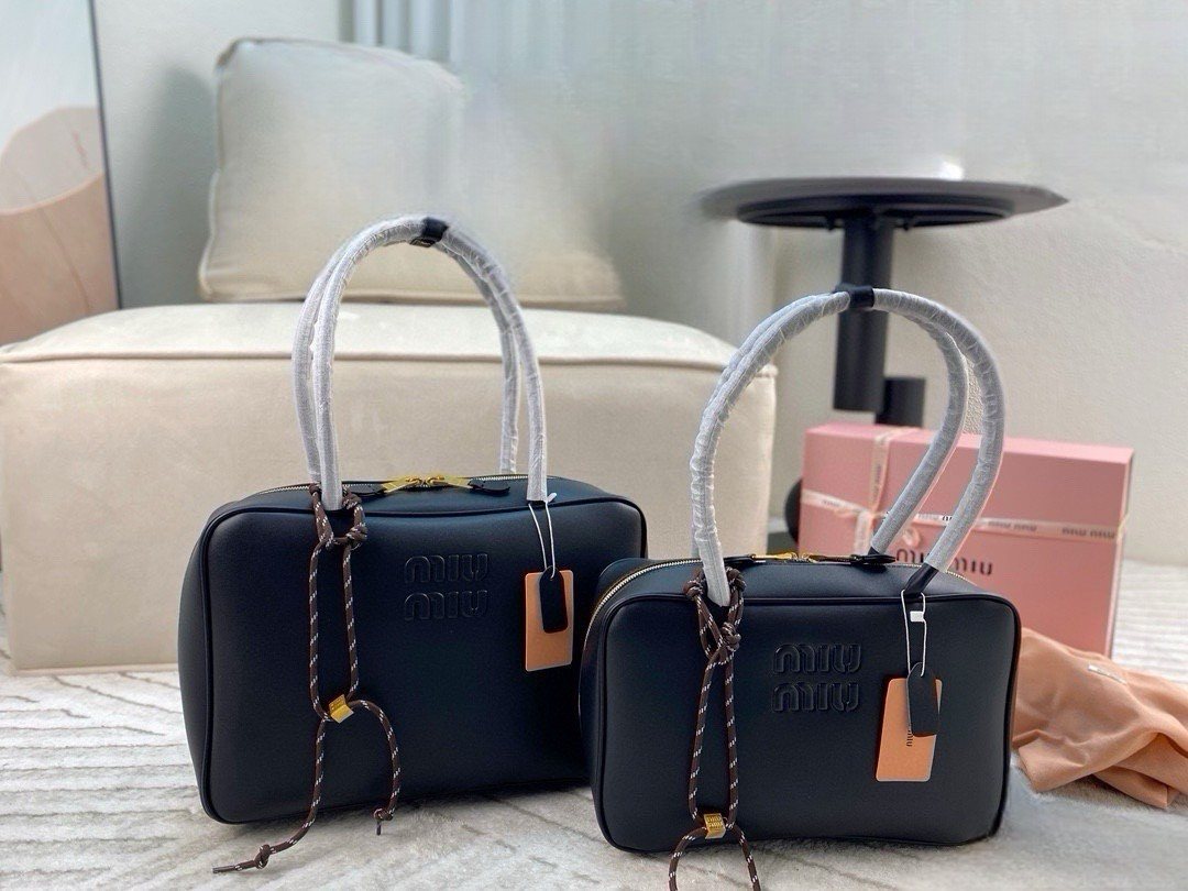 Miu Miu Handbag 165