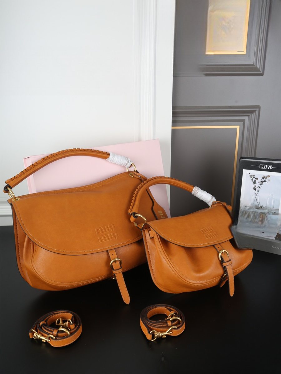 Miu Miu Handbag 170