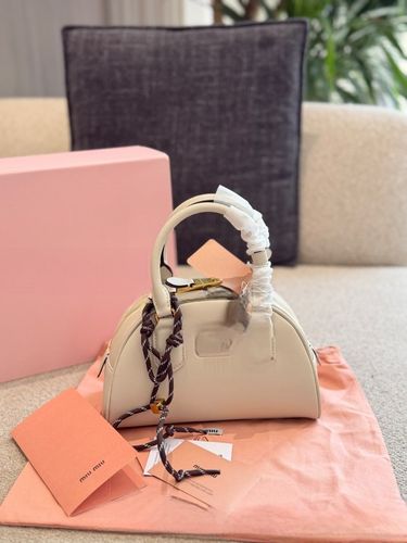 Miu Miu Handbag 186