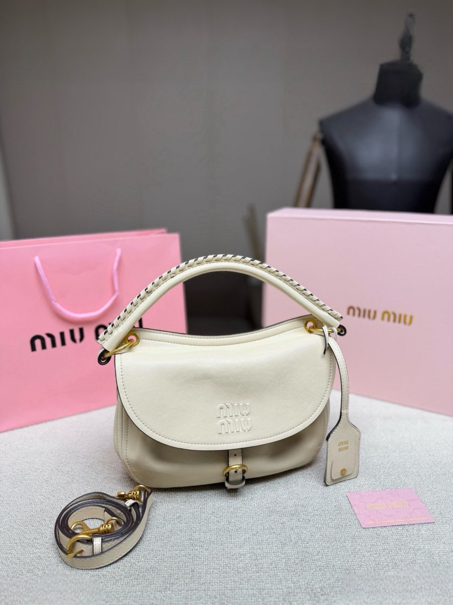 Miu Miu Handbag 187