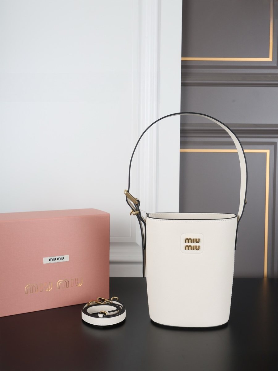 Miu Miu Handbag 236