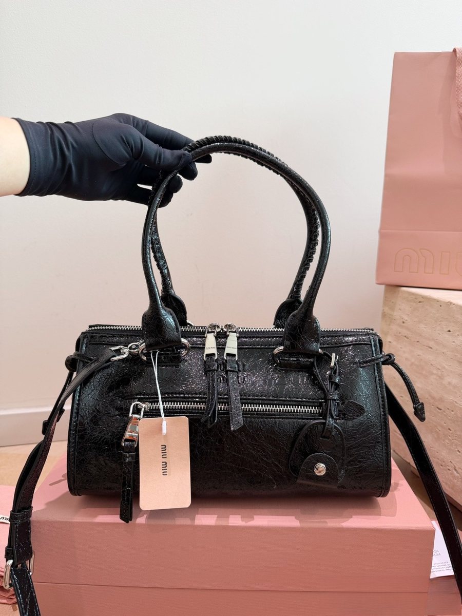 Miu Miu Handbag 239