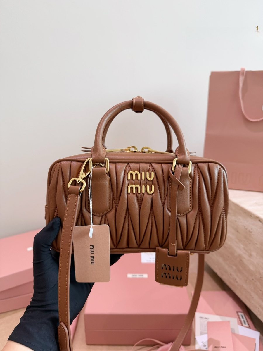 Miu Miu Handbag 266