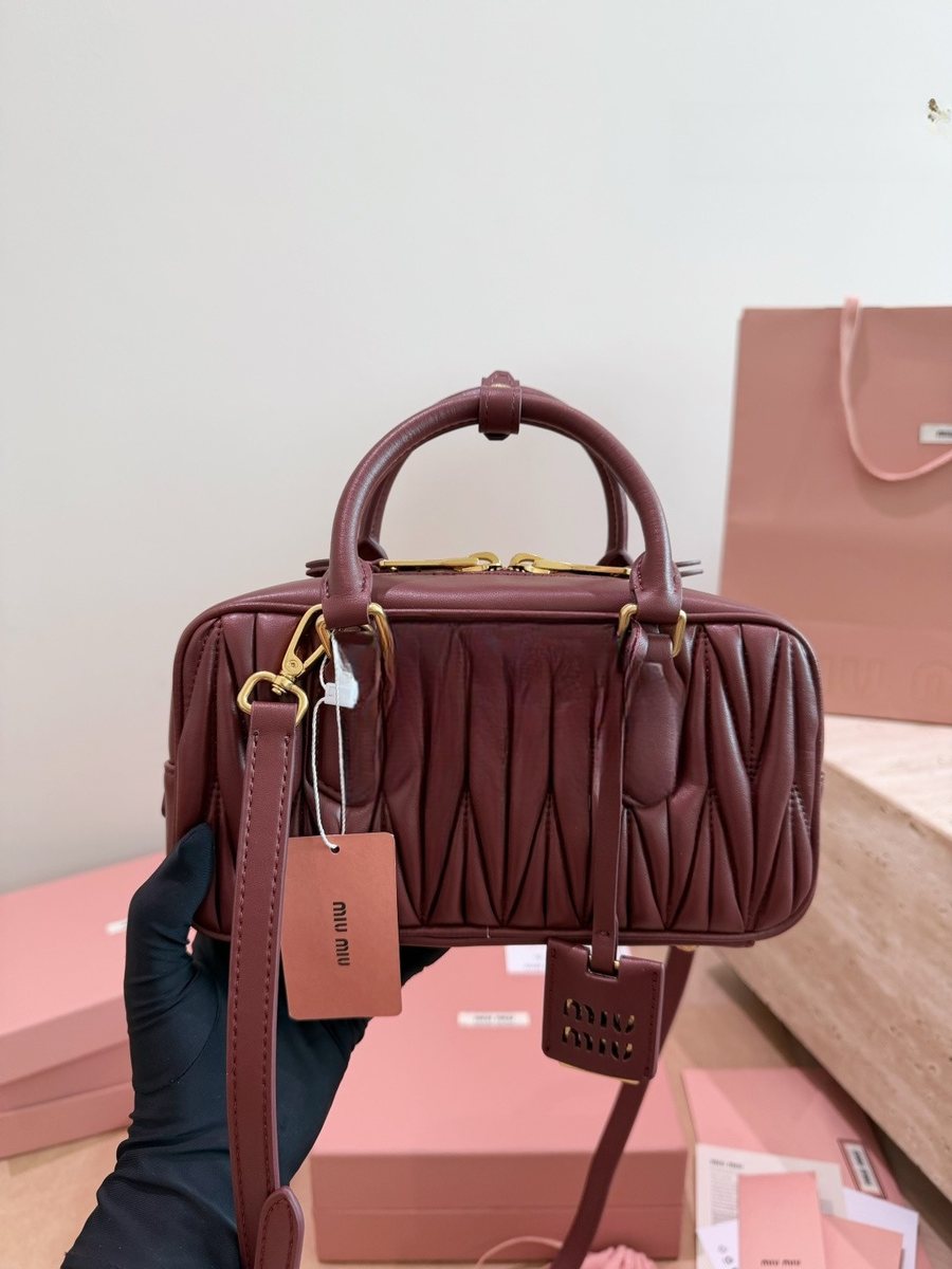 Miu Miu Handbag 269