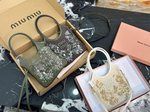 Miu Miu Handbag 280