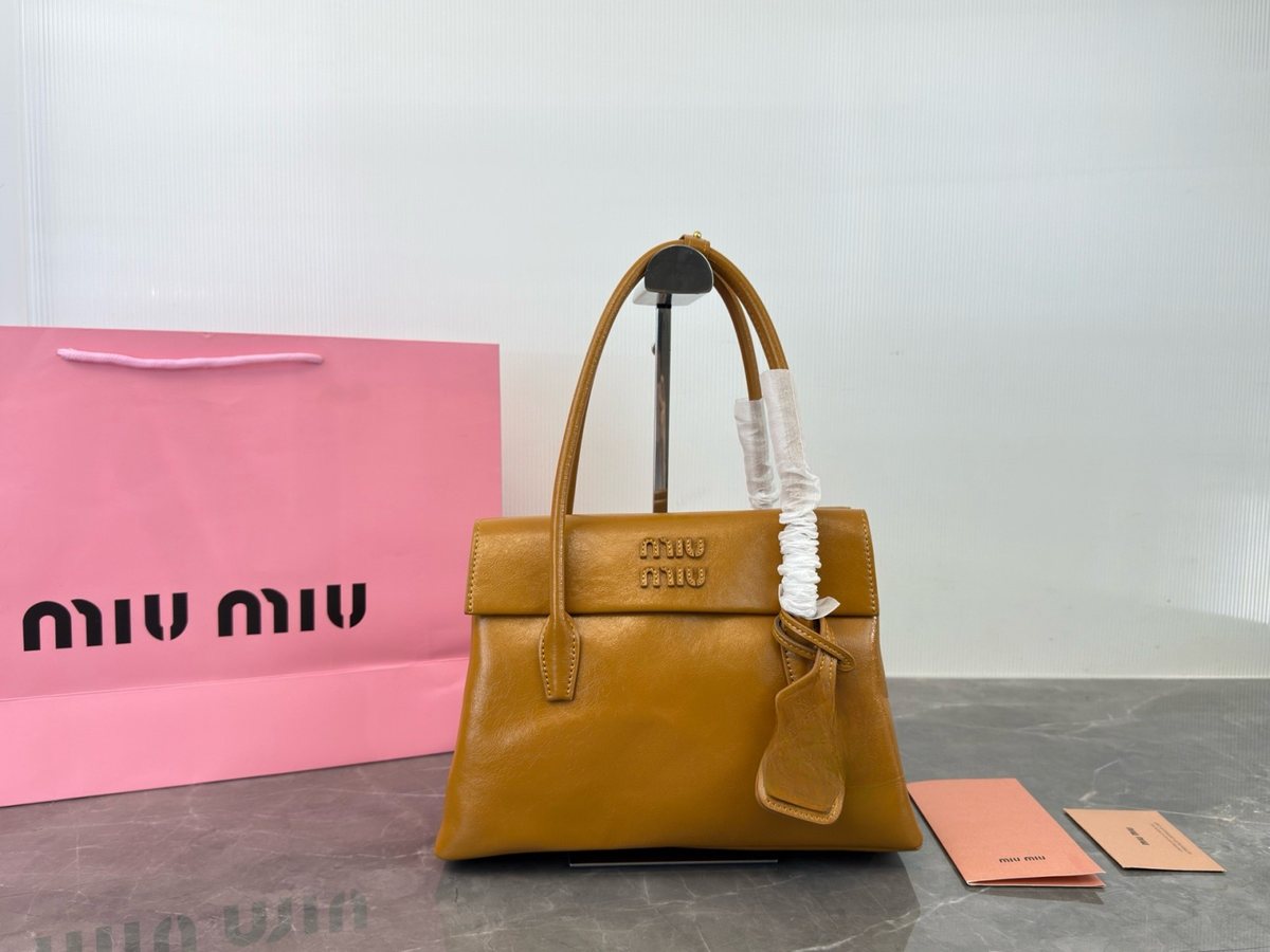 Miu Miu Handbag 284