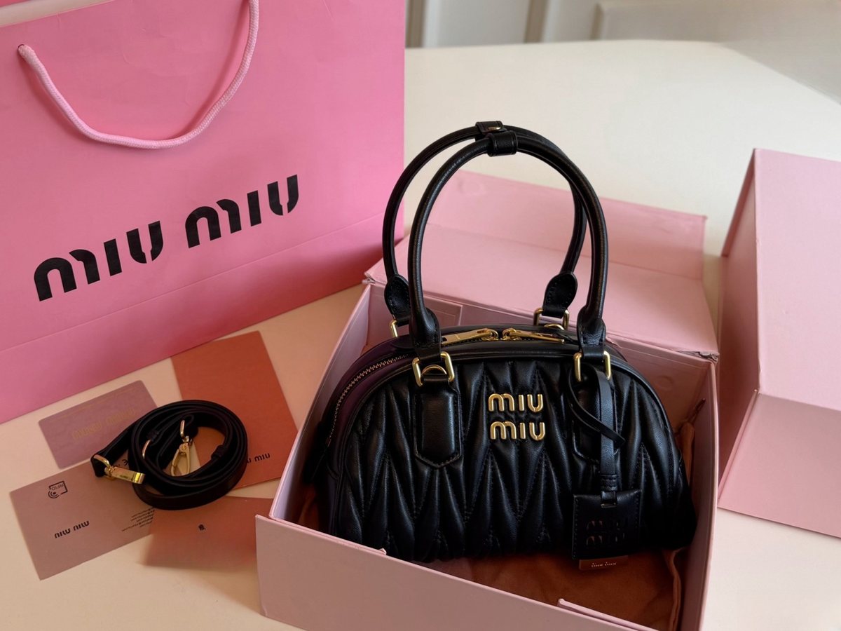 Miu Miu Handbag 298