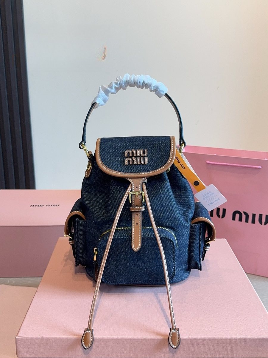 Miu Miu Handbag 306
