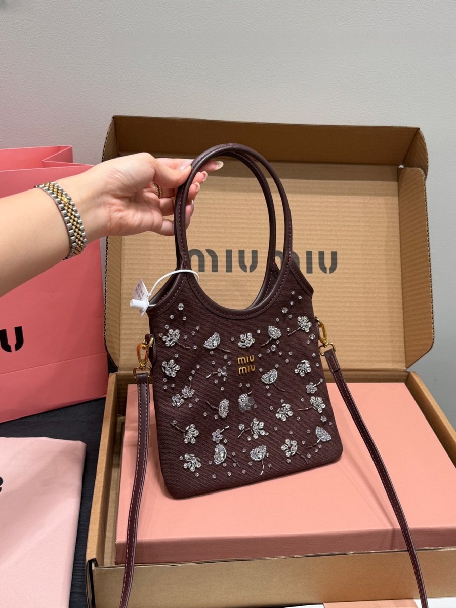 Miu Miu Handbag 324