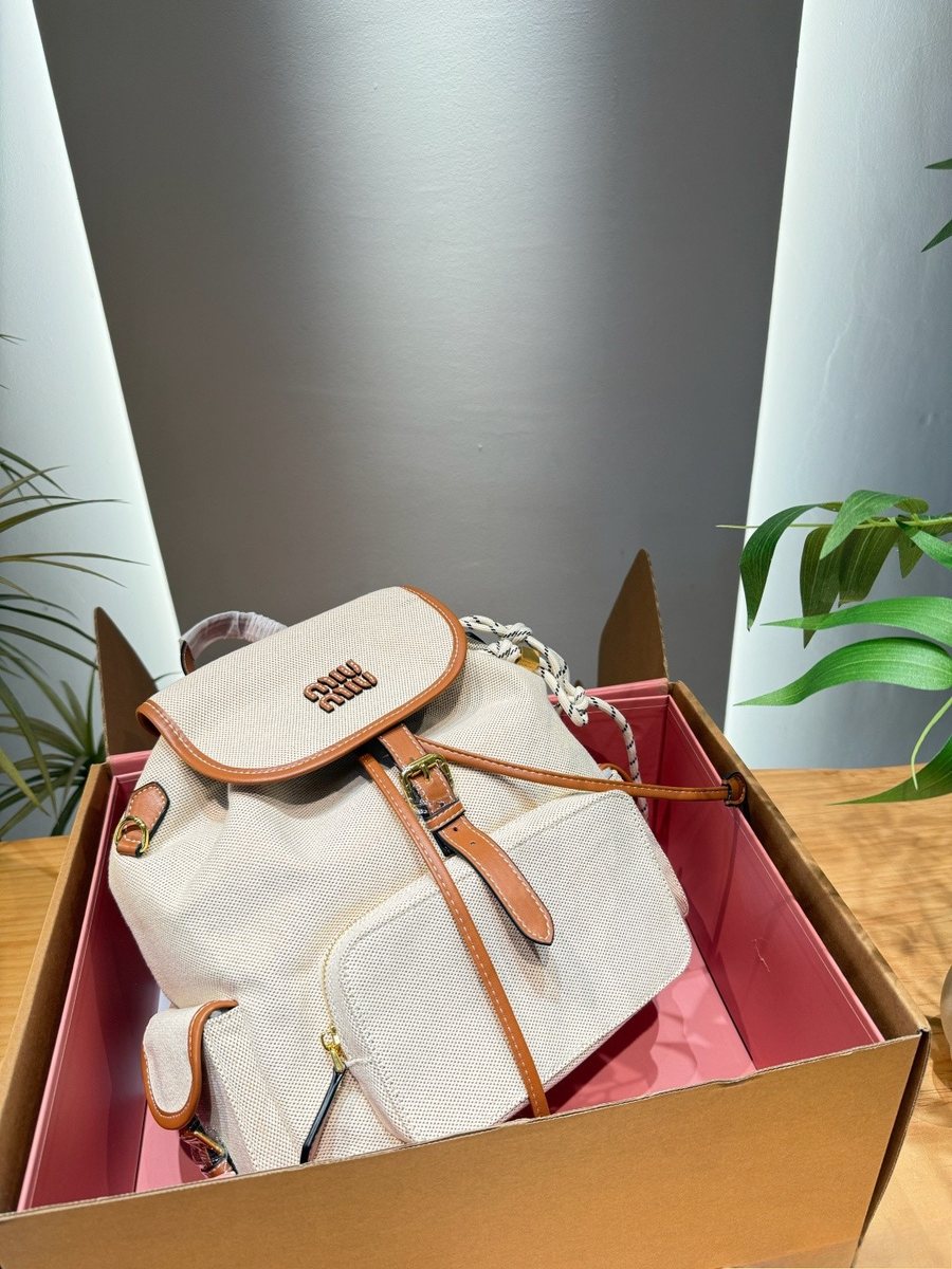Miu Miu Handbag 329